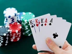 Hướng dẫn chi tiết cách chơi bài Poker